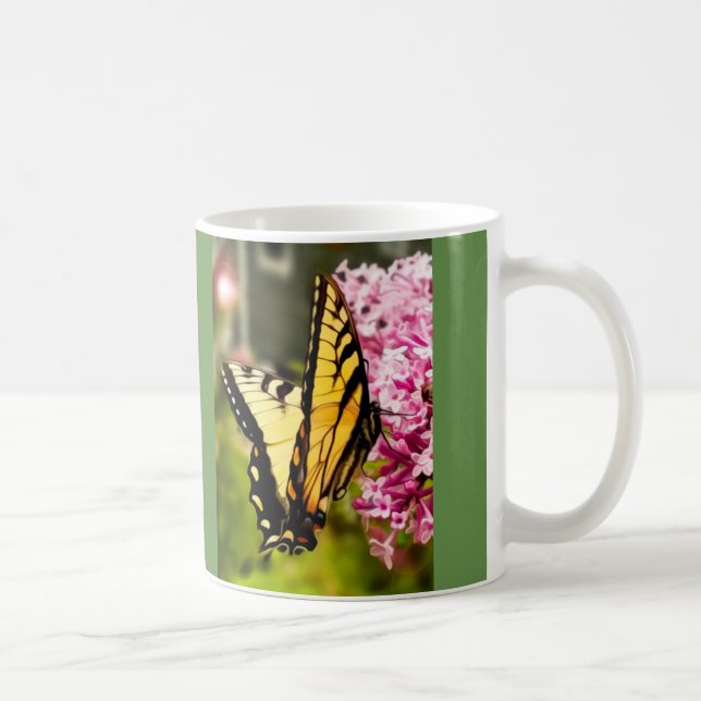 Mug Bel arrière - plan du papillon w/green de machaon (Droite)