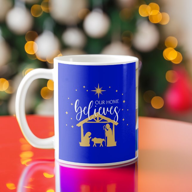 Mug Bienheureux Premier Accueil Noël Scène de la Nativ (Créateur téléchargé)