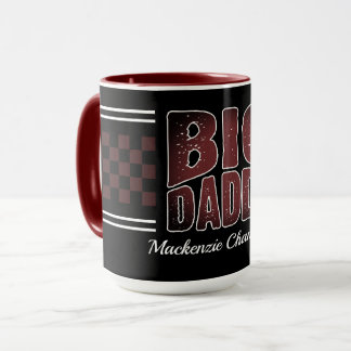 Mug Big Daddy avec damier marron et nom sur fond noir