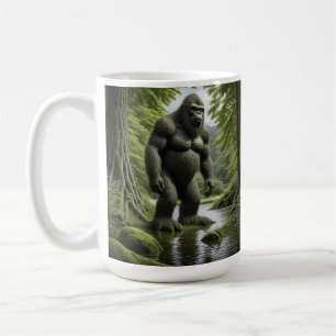 Mug Bigfoot debout dans un dessin animé de ruisseau 