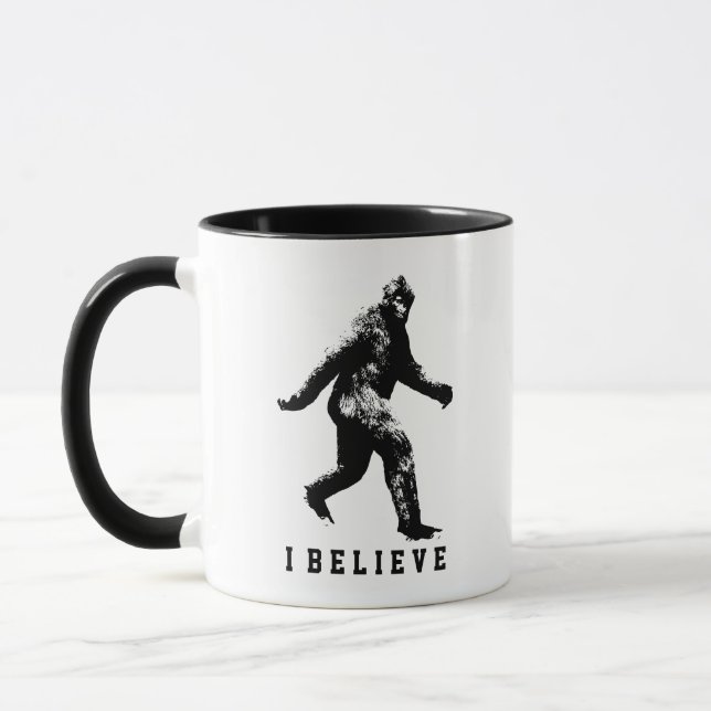 Mug Bigfoot I Believe Customizable Text (Gauche)