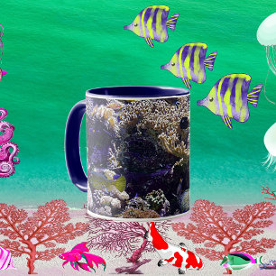 Mug Bleu foncé Poisson tropical dans Coral Reef Océan
