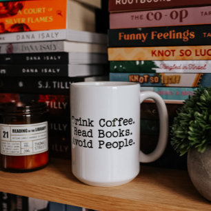Mug Bois Du Café. Lisez des livres. Évitez Les Gens. G