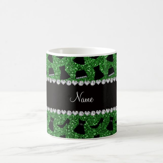 Mug Bourse verte nommée faite sur commande de robe de (Centre)