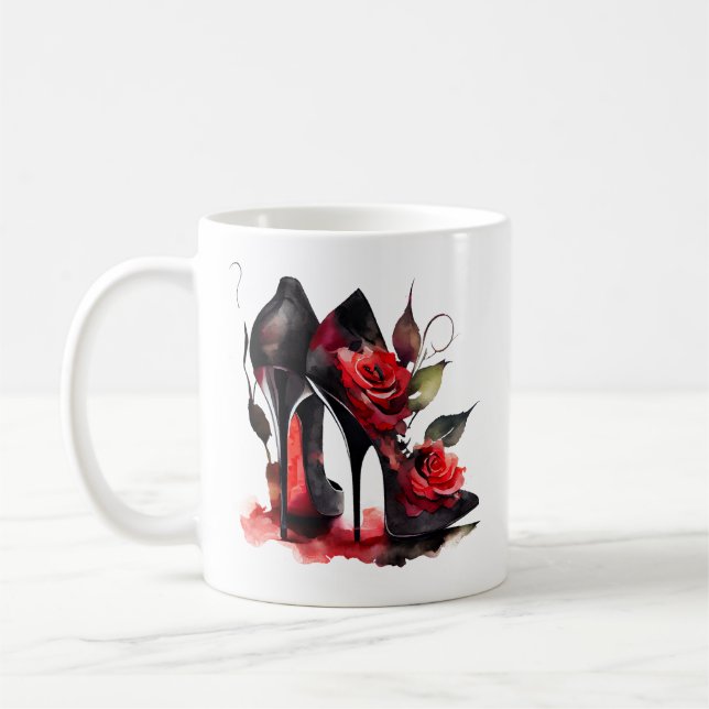 Mug Boutique gothique fashionista rouge en bas avec Ro (Gauche)
