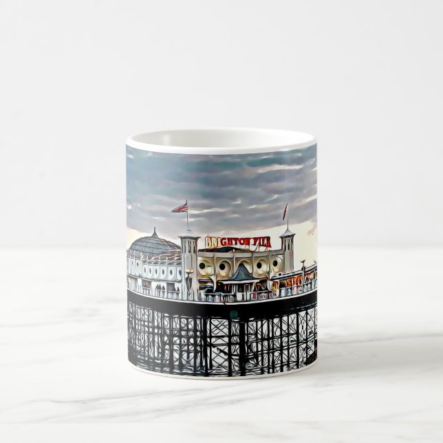Mug Brighton Pier et ciel nuageux Peinture numérique  (Centre)
