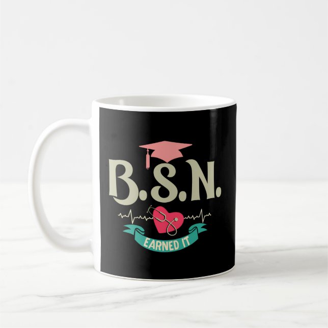 Mug Bsn A Obtenu Son Diplôme D'Infirmière Supérieure E (Gauche)