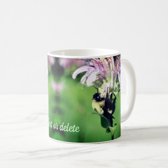Mug Bumble Bee On Bee Balm Flower Personnalisé (Devant droit)