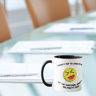 Mug Ça ne paie pas de rire au travail
