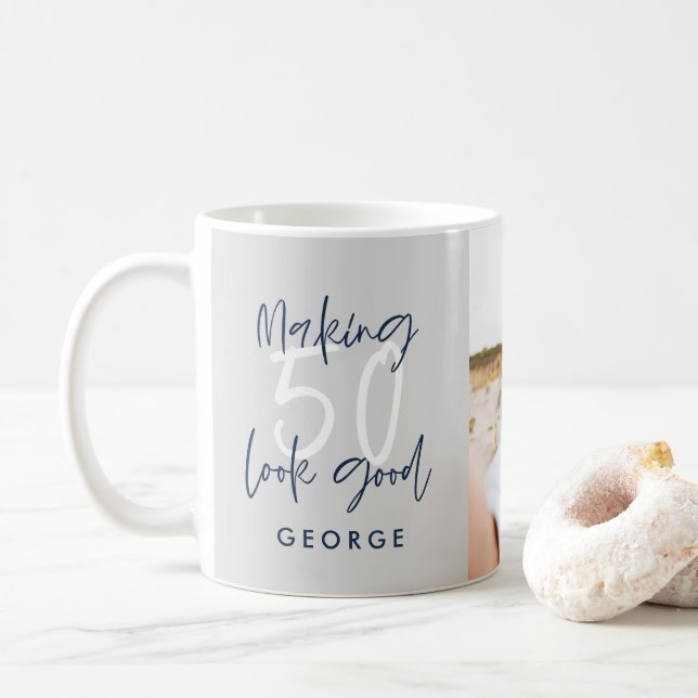 Mug Cadeau photo moderne gris et bleu marine 50e anniv (Avec donut)