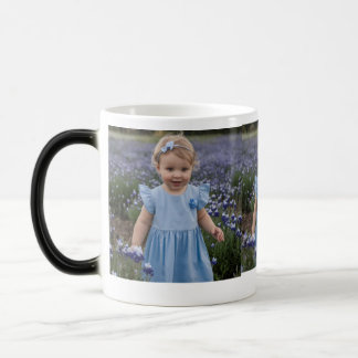 Mug cadeau pour bébé fille en robe bleue
