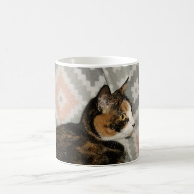 Mug Callie Cat sur Sofa (Centre)
