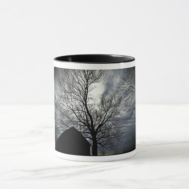 Mug Campagne avec ciel et arbres nus Noir et blanc (Centre)