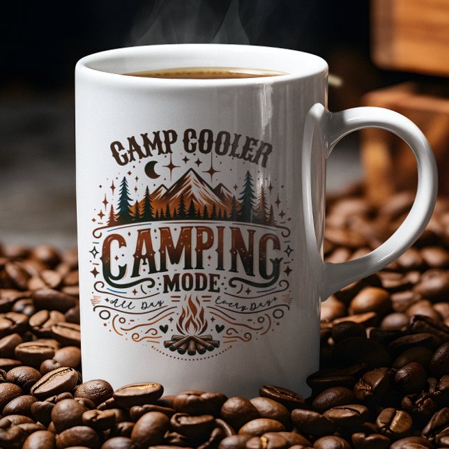 Mug Camping Mode, Retro Typography Camping Symbols (Créateur téléchargé)