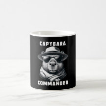 Capybara Avec Lunettes de Soleil Capy Commandant