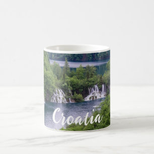 Mug Cascade cascade avec forêt verte en Croatie