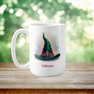 Mug Casquette Whimsical Pink Crown & Green Witch