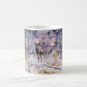 Mug Cerf dans une forêt de neige (saison d'hiver)