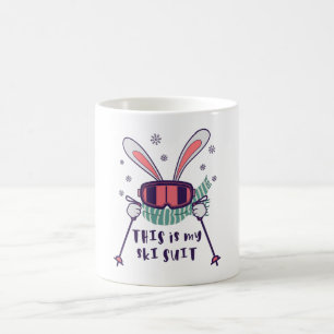 Mug C'est mon lapin de ski en combinaison de ski avec