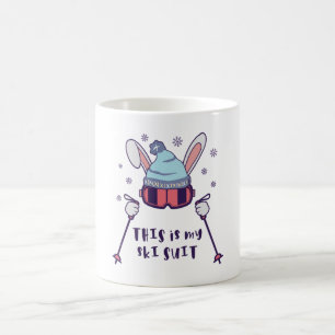 Mug C'est mon lapin de ski en combinaison de ski avec