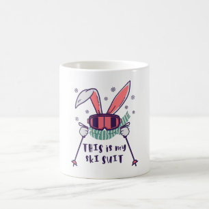 Mug C'est mon lapin de ski en combinaison de ski avec