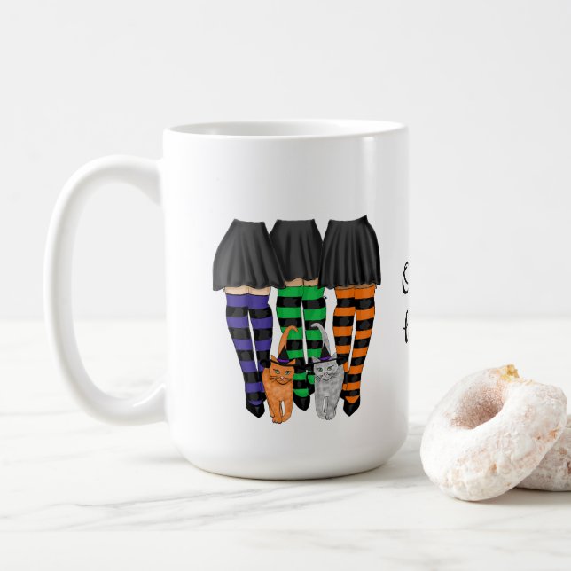 Mug C'est Octobre Sorcières - Trois Sorcières et Deux  (Avec donut)
