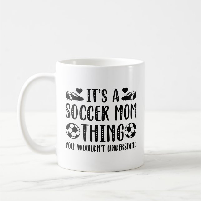 Mug C'est une maman de football (Gauche)