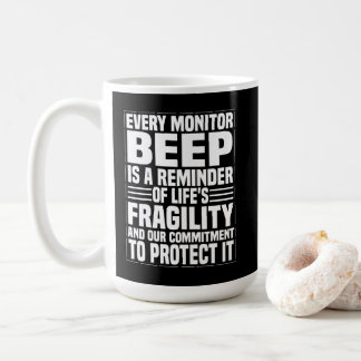 Mug  Chaque bip compte – Alerte et dévoué