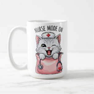 Mug Chat infirmière mignon dans le café de poche