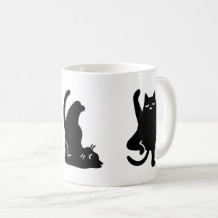 Mug Chat noir mignon dans différentes positions de yo