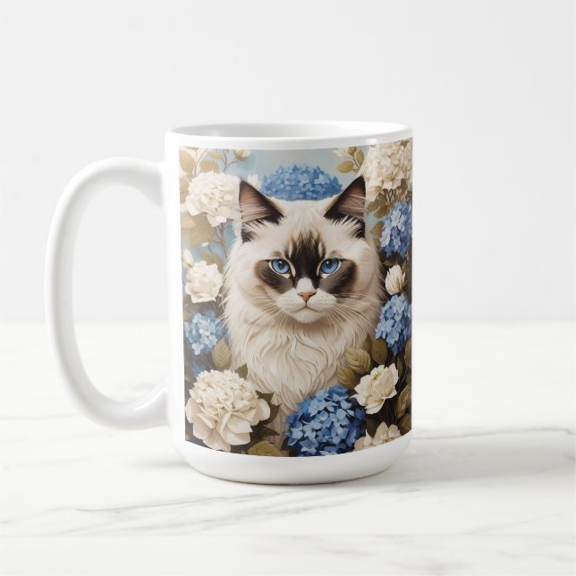 Mug Chat Ragdoll Avec Fleurs Bleues D'Hydrangée (Gauche)