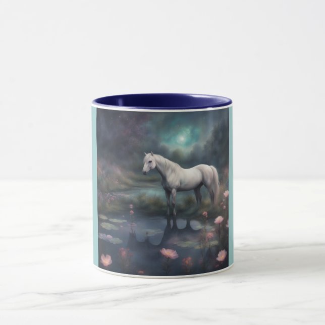 Mug Cheval blanc pataugeant dans des fleurs d'eau (Centre)