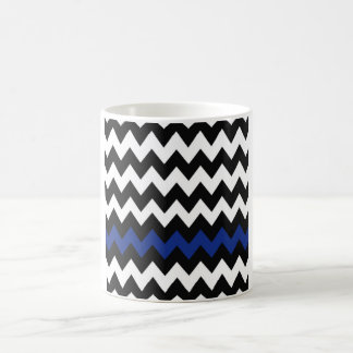 Mug Chevron noir, blanc et bleu royal – Accent zigzag 