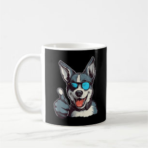 Mug Chien aux lunettes de soleil drôles avec pouce lev