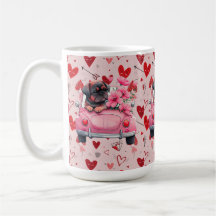 Chien dans une voiture avec le coeur