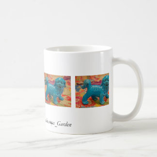 Mug Chien de Fu sur le vieux kimono