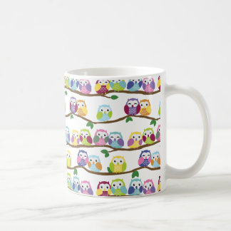Mug Chouettes colorées sur une branche