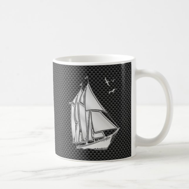 Mug Chromes Like Regatta Sailboat on Carbon Fiber deco (Droite)