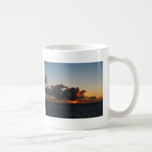 Mug Ciel marin dramatique à l'aube