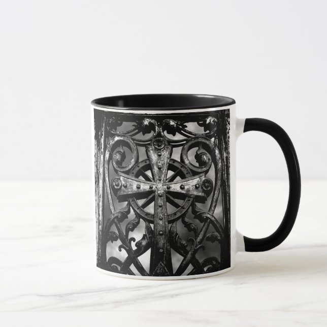 Mug Cimetière gothique croix celtique en fer forgé au  (Droite)