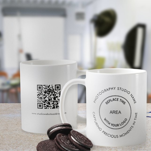 Mug Citation du logo de Photoshop Studio QR Code (Créateur téléchargé)