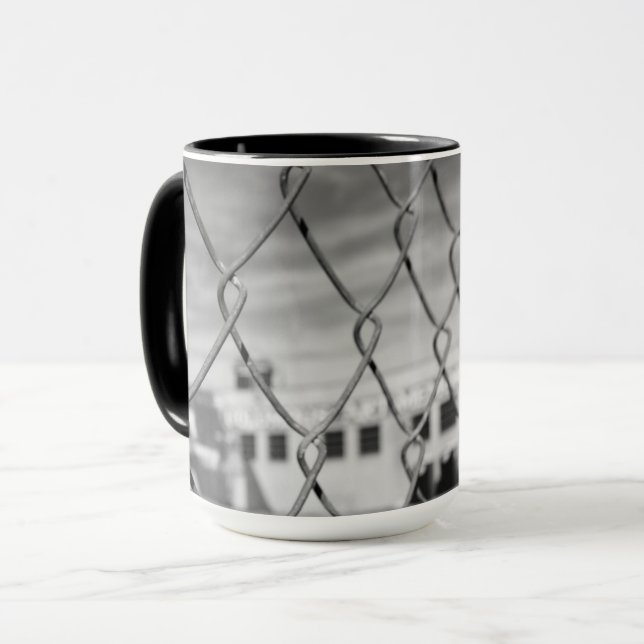 Mug Clôture à mailles (Devant gauche)