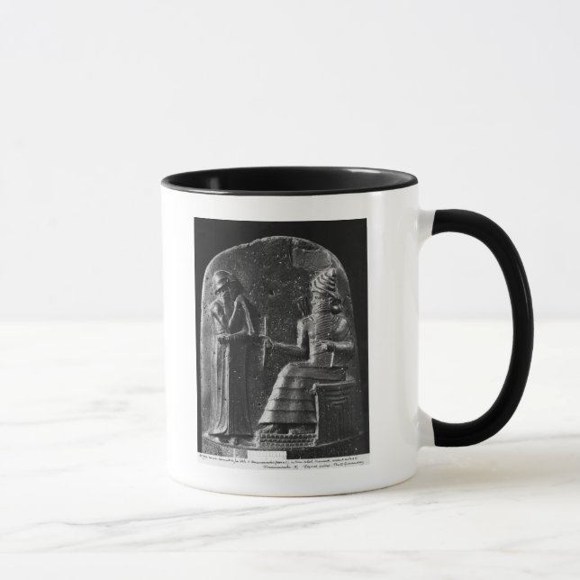 Mug Code de Hammurabi, dessus du stele (Droite)
