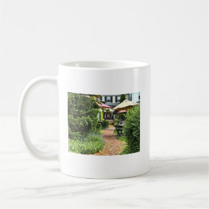 Mug Cold Spring NY - Dîner en plein air sur le patio