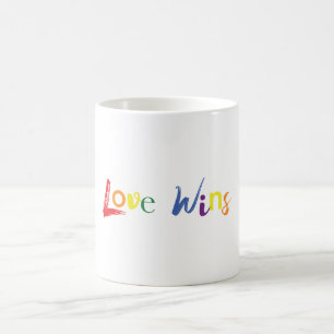 Mug Coloré, gai, design créatif de Love Wins