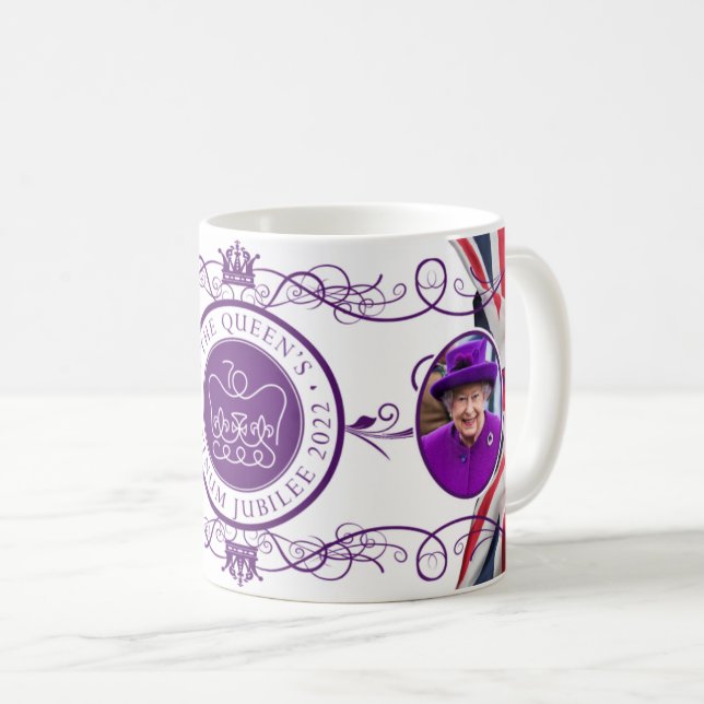 Mug commémoratif 2022 du jubilé de la reine en pla (Devant droit)
