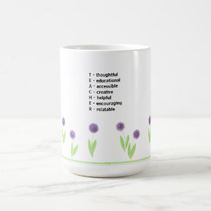 Mug Conception d'acrostiche de professeur floral