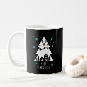 Mug Conception de l'arbre de Noël avec muscade de café