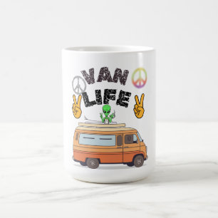 Mug Conception de signe de paix de campeur alien de vi