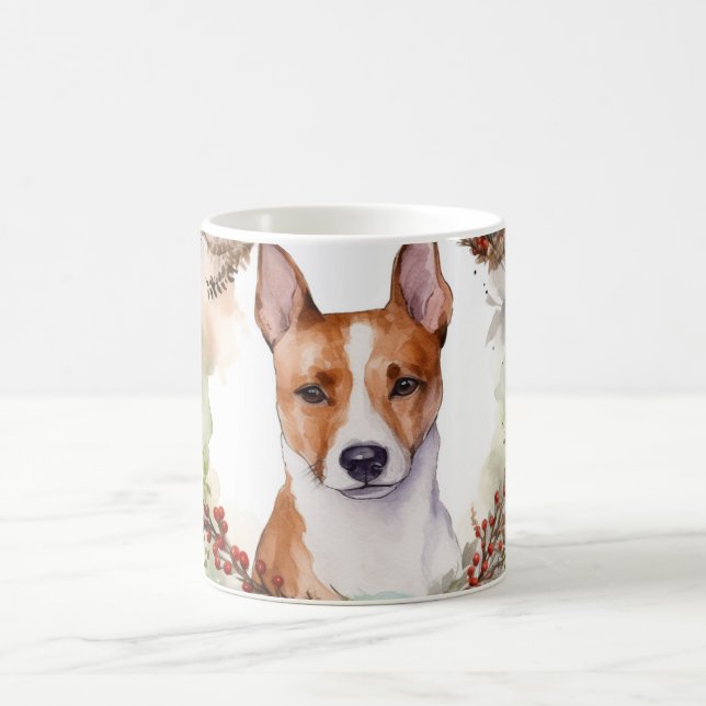 Mug Coupe de fête de la couronne de Noël Basenji (Centre)